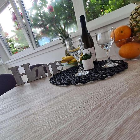 Apartmani Lovre I Zara 外观 照片